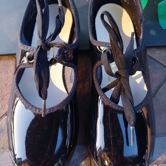 Girls Tap Shoes - Picture 5 of 7